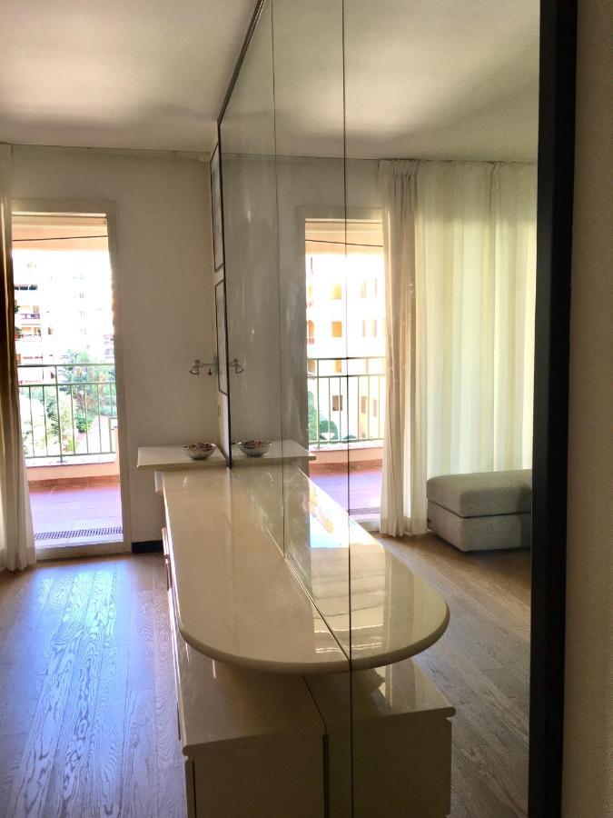 Monaco, Elegant & Quiet Renovated Apartment, In Fontvieille District, With Terrace & Pool, 15min Walk To Port Hercule Apartment Monte-Carlo